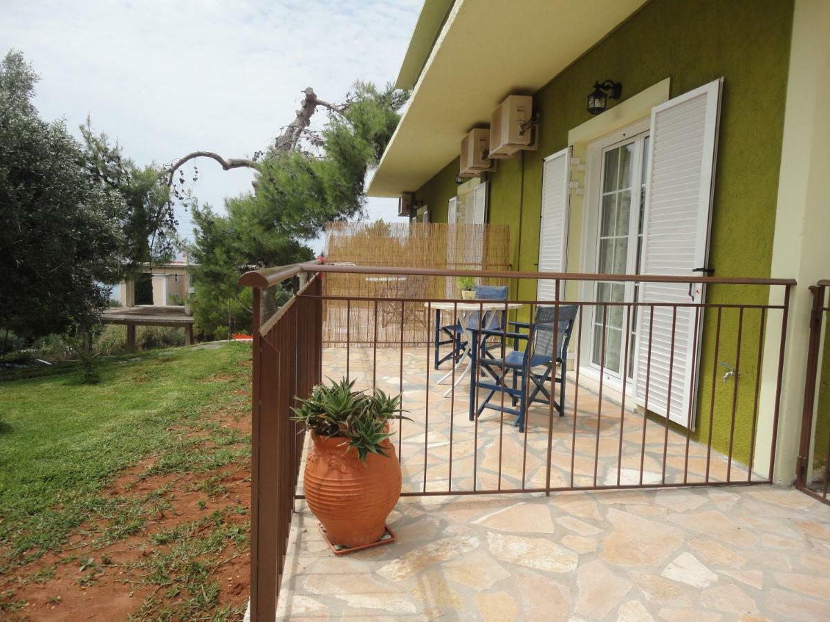 Yialos Apartments Livathos  Exterior foto