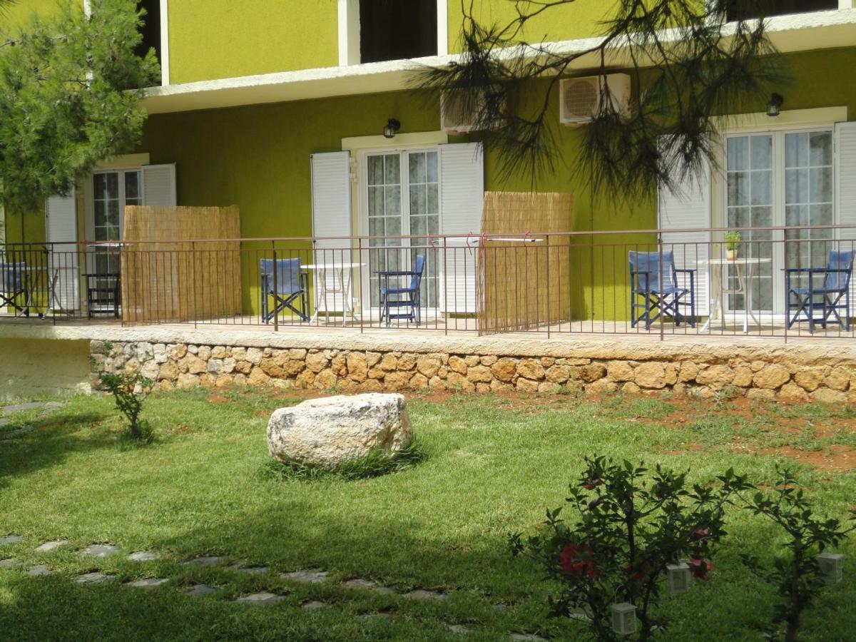 Yialos Apartments Livathos  Exterior foto